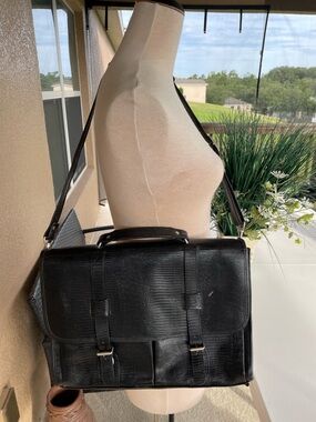 Vintage Black Leather Briefcase Attache Messenger Bag Lizard Embossed USA